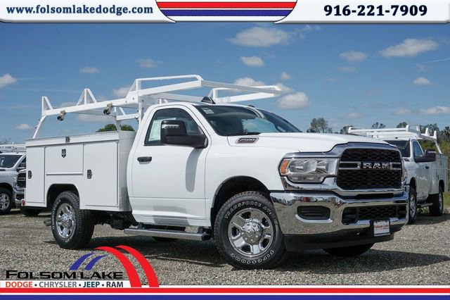 New 2024 RAM 2500 Tradesman w/ Chrome Appearance Group image 4