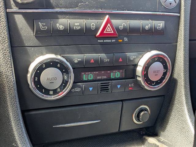 Used 2009 Mercedes-Benz SLK 350 image 9