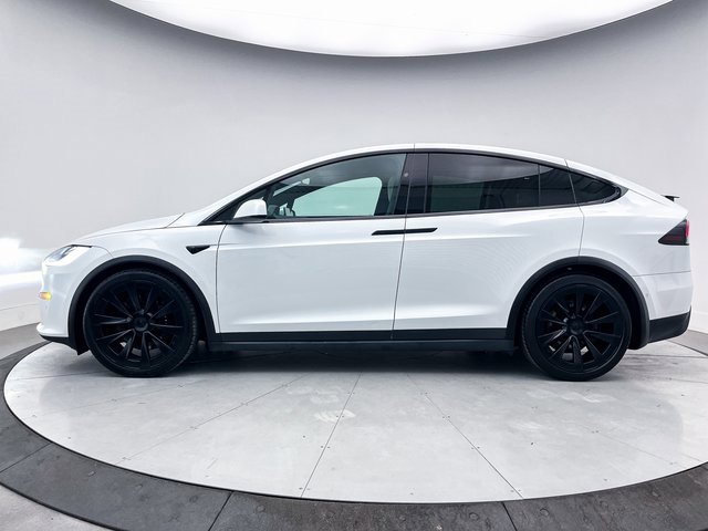 Used 2022 Tesla Model X Plaid image 15