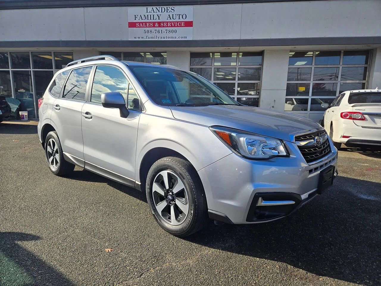 Used 2018 Subaru Forester 2.5i Premium w/ All-Weather Package image 34