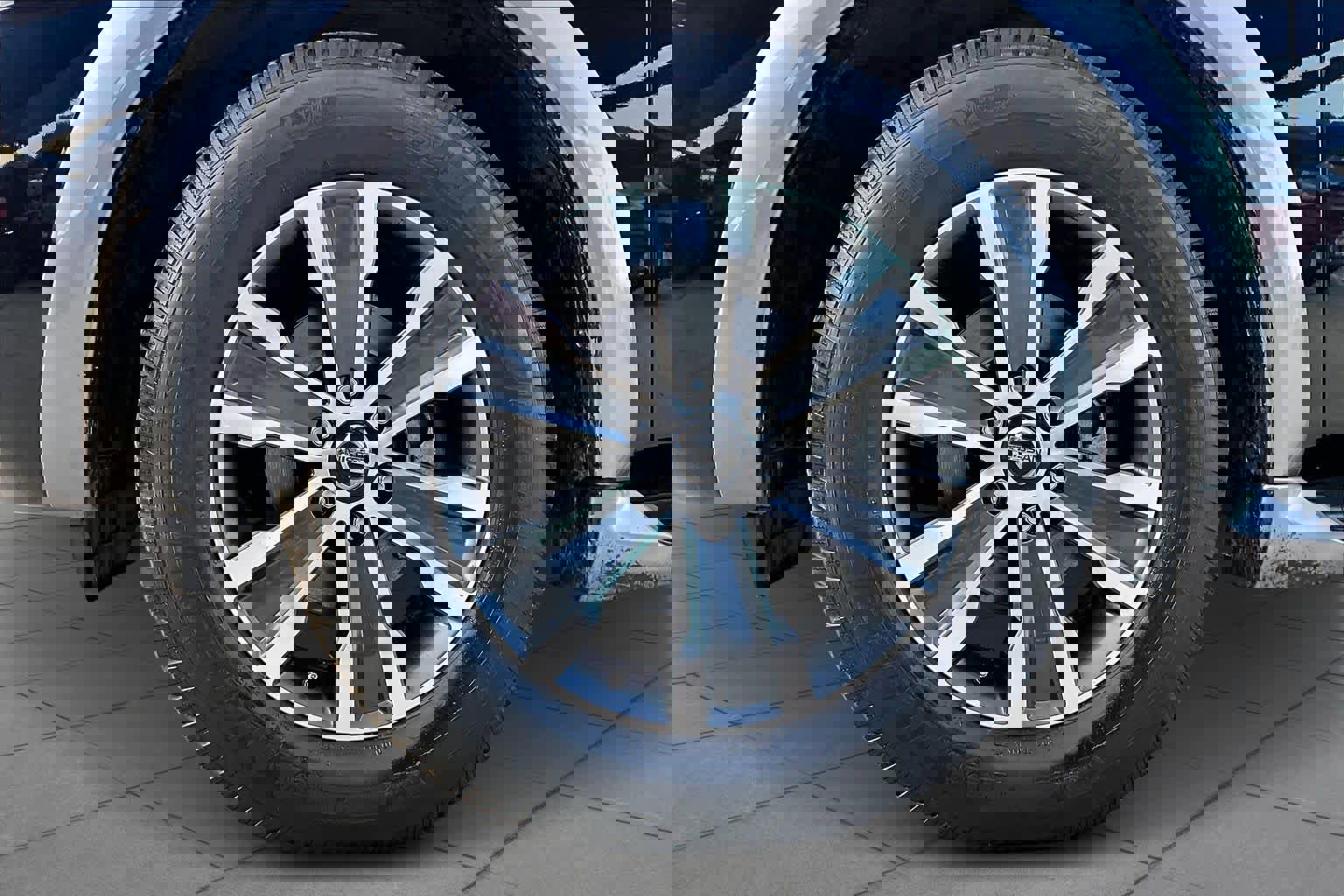 Used 2020 Nissan Armada SL w/ Premium Package image 10