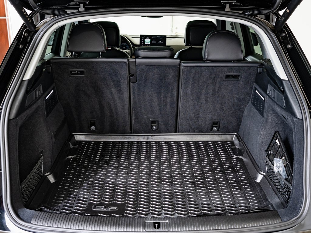 Certified 2025 Audi Q5 2.0T Premium w/ Convenience Plus Package image 17