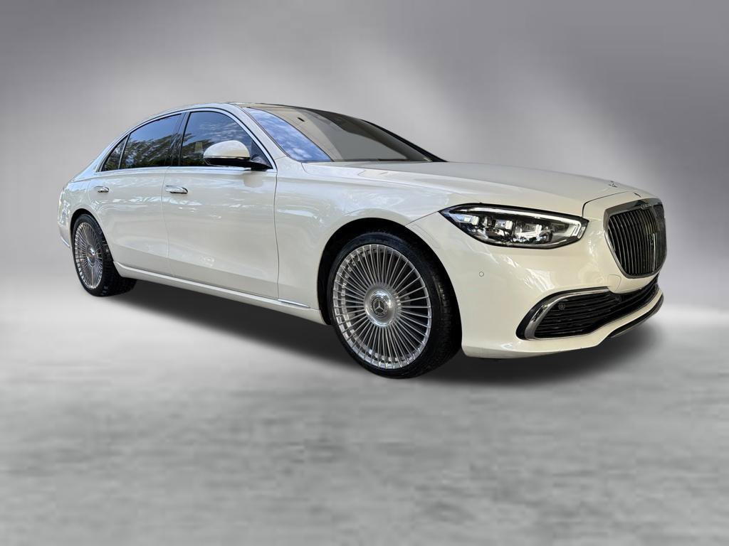 Used 2023 Mercedes-Benz S 500 4MATIC image 2
