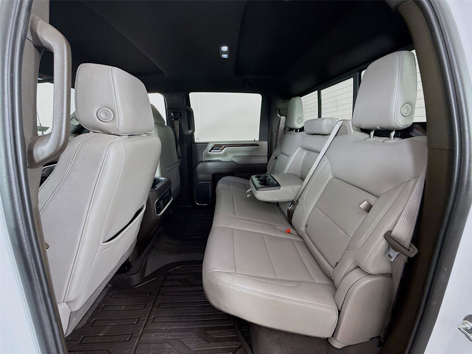 Used 2025 GMC Sierra 3500 SLT w/ SLT Convenience Package image 22