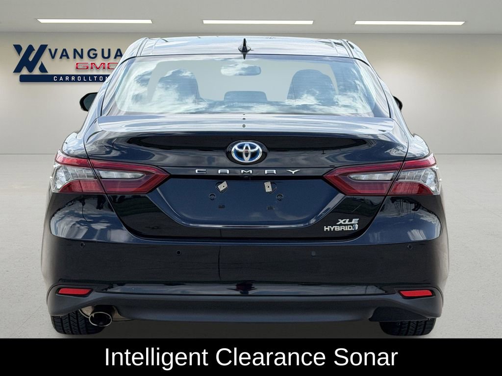 Used 2021 Toyota Camry XLE w/ Navigation Upgrade Package FWD image 8