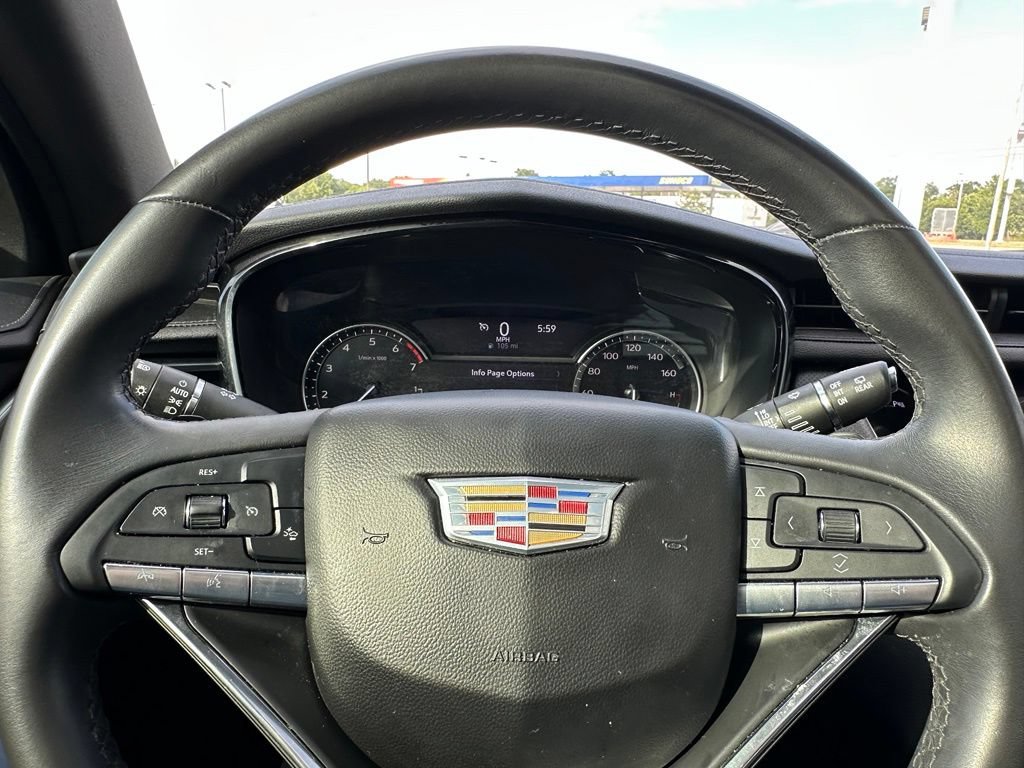 Used 2024 Cadillac XT6 Luxury AWD/4WD image 36