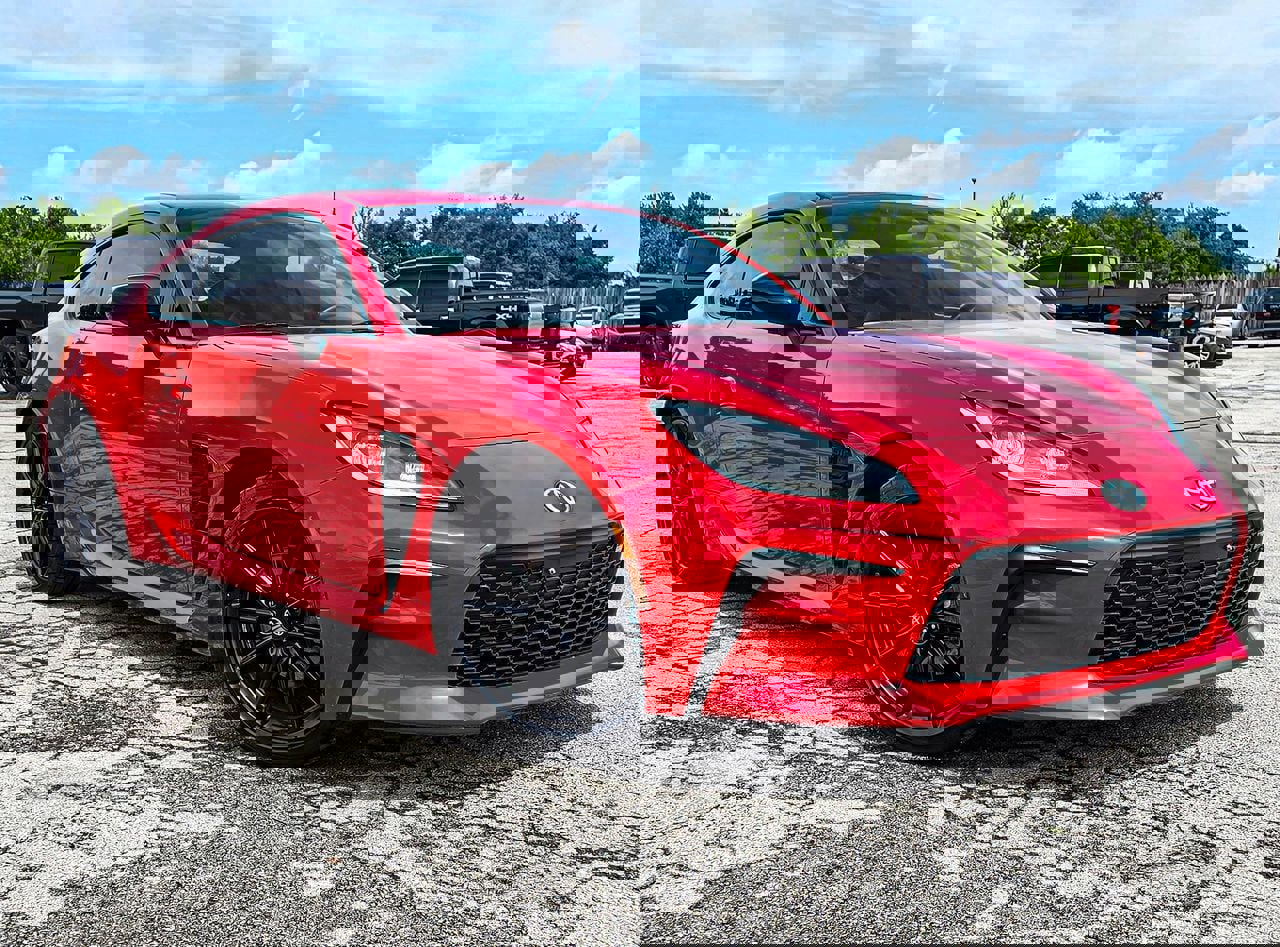 Used 2024 Toyota GR86 Premium RWD image 1