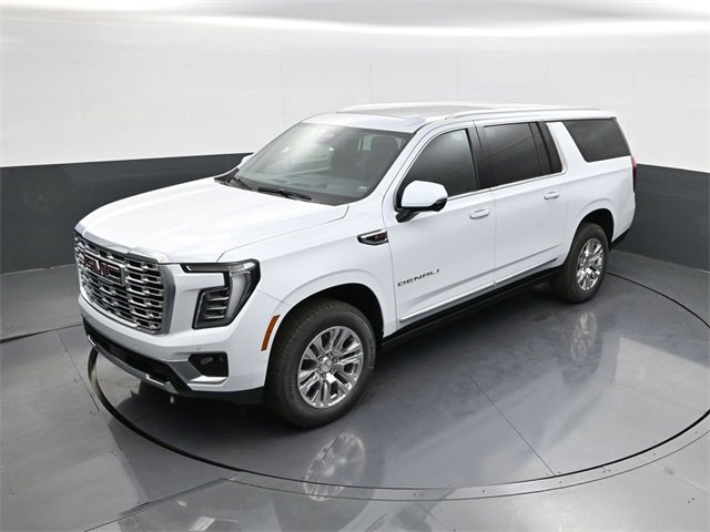New 2026 GMC Yukon XL Denali image 14
