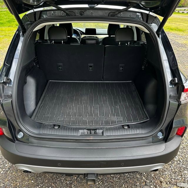 Used 2022 Ford Escape Titanium w/ Titanium Premium Package image 10