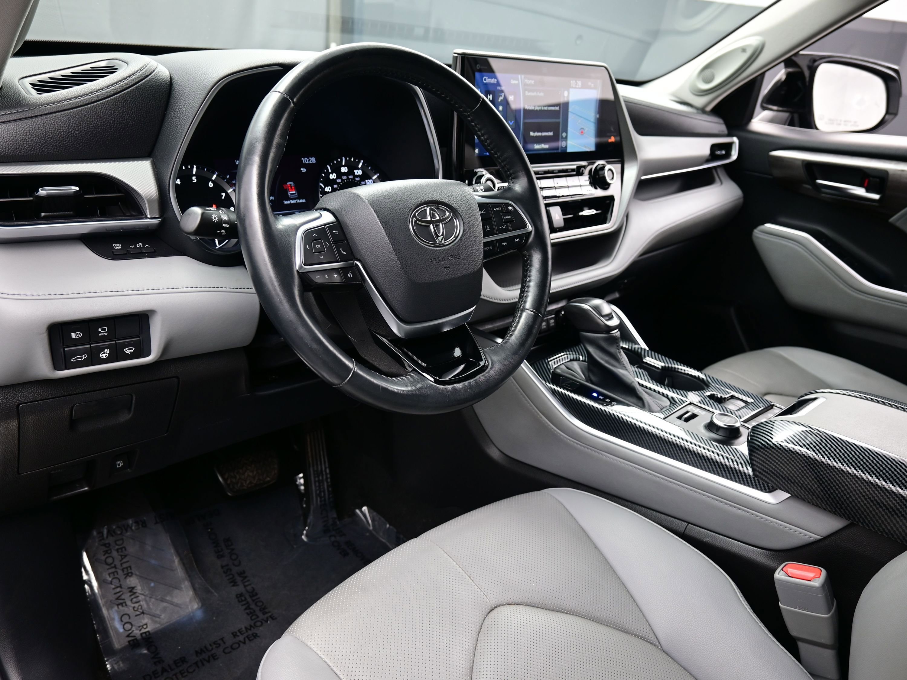Used 2021 Toyota Highlander Platinum AWD/4WD image 14