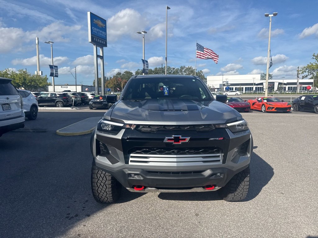 Used 2024 Chevrolet Colorado ZR2 w/ ZR2 Convenience Package III image 2