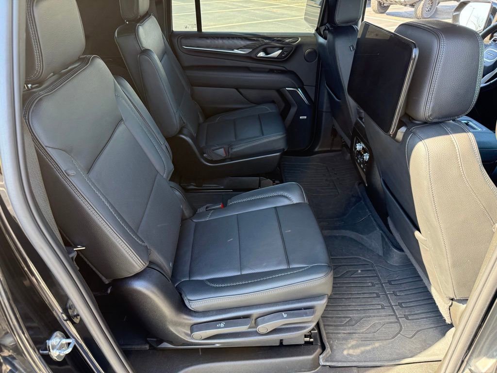 Used 2024 GMC Yukon XL Denali w/ Advanced Technology Package image 42