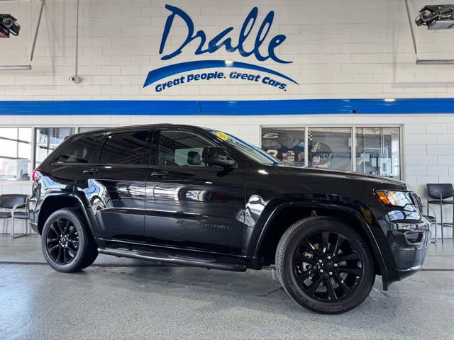 Used 2021 Jeep Grand Cherokee Laredo X image 1