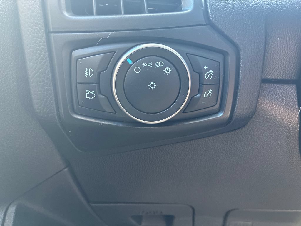 Used 2018 Ford Focus Titanium FWD image 26
