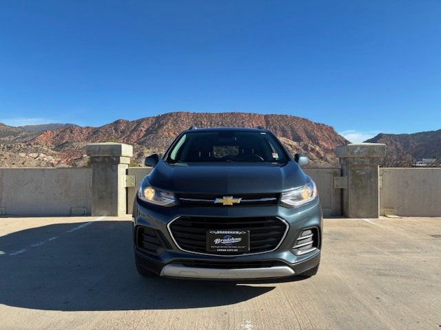 Used 2022 Chevrolet Trax LT w/ Driver Confidence Package image 5