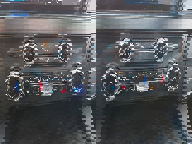 Used 2024 Ford F250 Lariat w/ Lariat Ultimate Package image 19