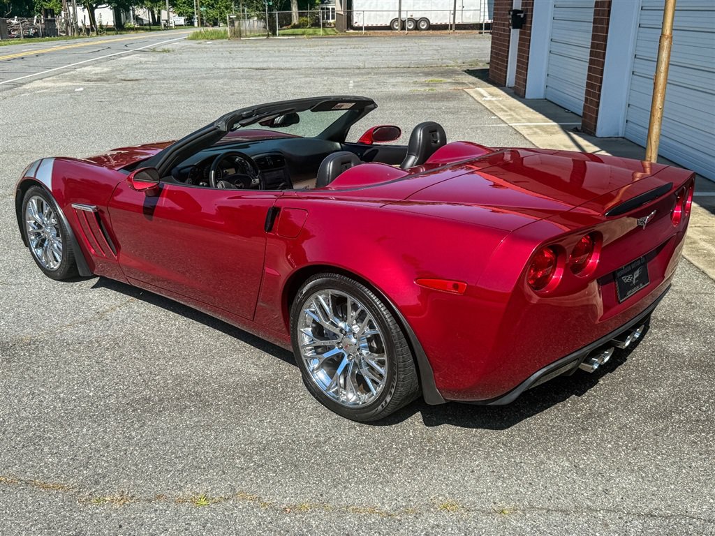Used 2010 Chevrolet Corvette Grand Sport w/ Preferred Equipment Group RWD image 21