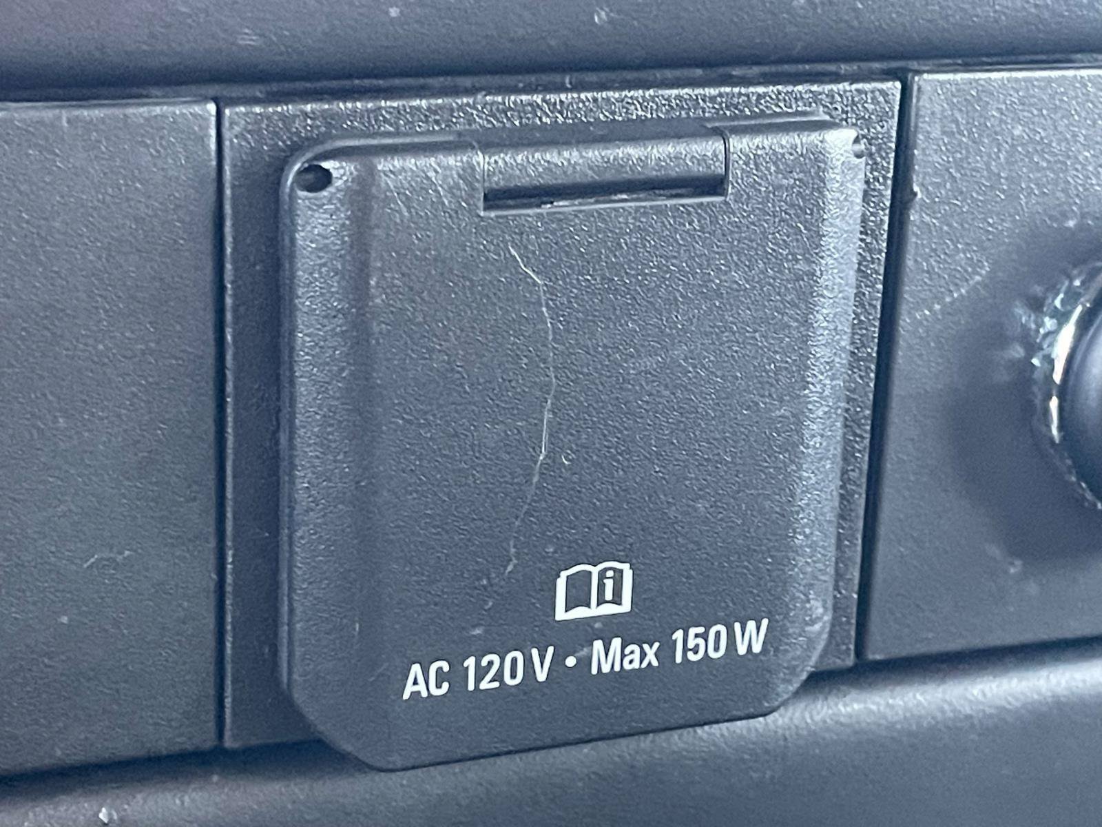 Used 2015 Chevrolet Express 2500 RWD image 18