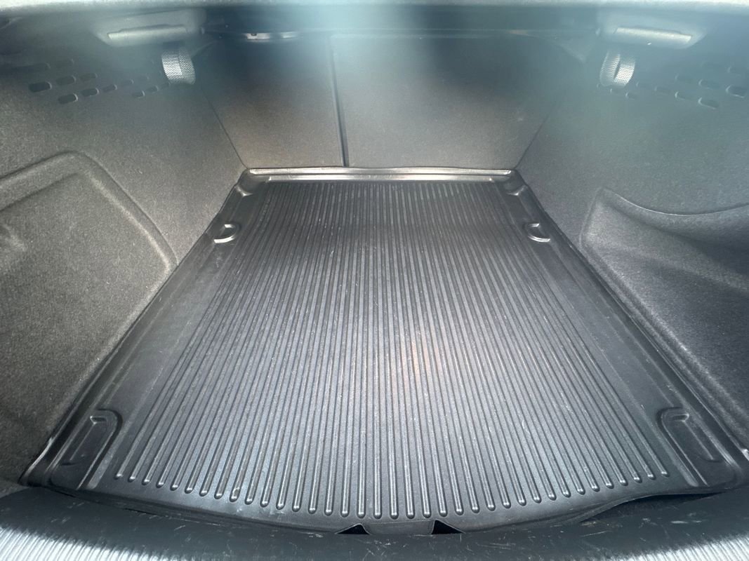 Used 2015 Audi A4 2.0T Premium image 13