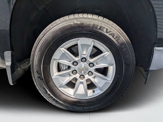 Used 2025 Chevrolet Silverado 1500 LT AWD/4WD image 11