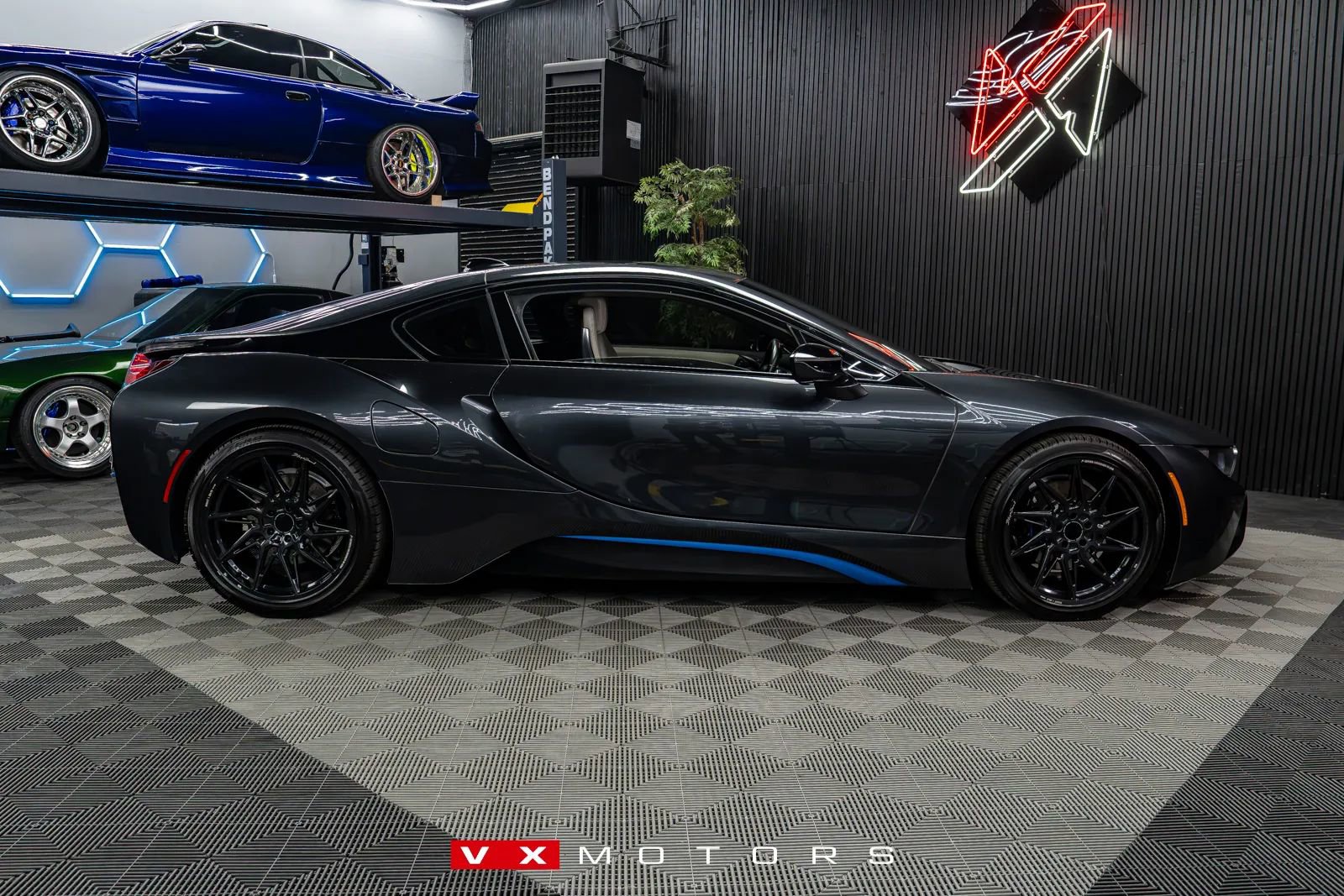 Used 2014 BMW i8 AWD/4WD image 16