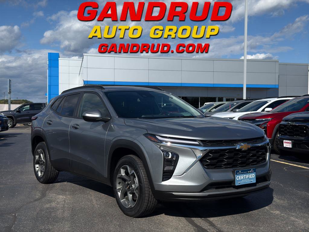 Certified 2024 Chevrolet Trax LT w/ Driver Confidence Package