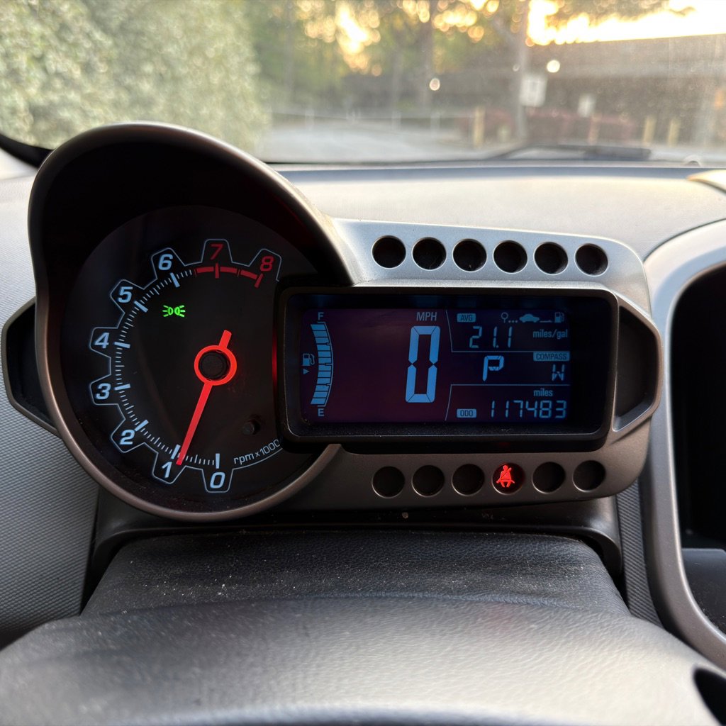 Used 2014 Chevrolet Sonic LS image 32