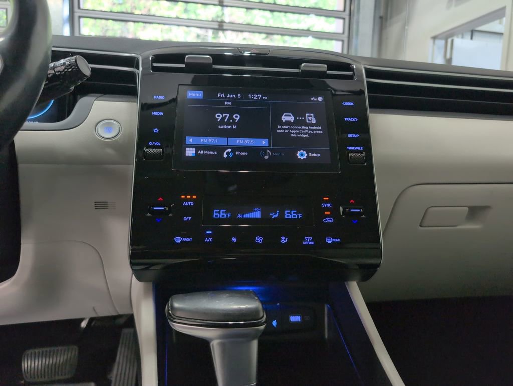 Certified 2023 Hyundai Tucson SEL w/ Convenience Package AWD/4WD image 19