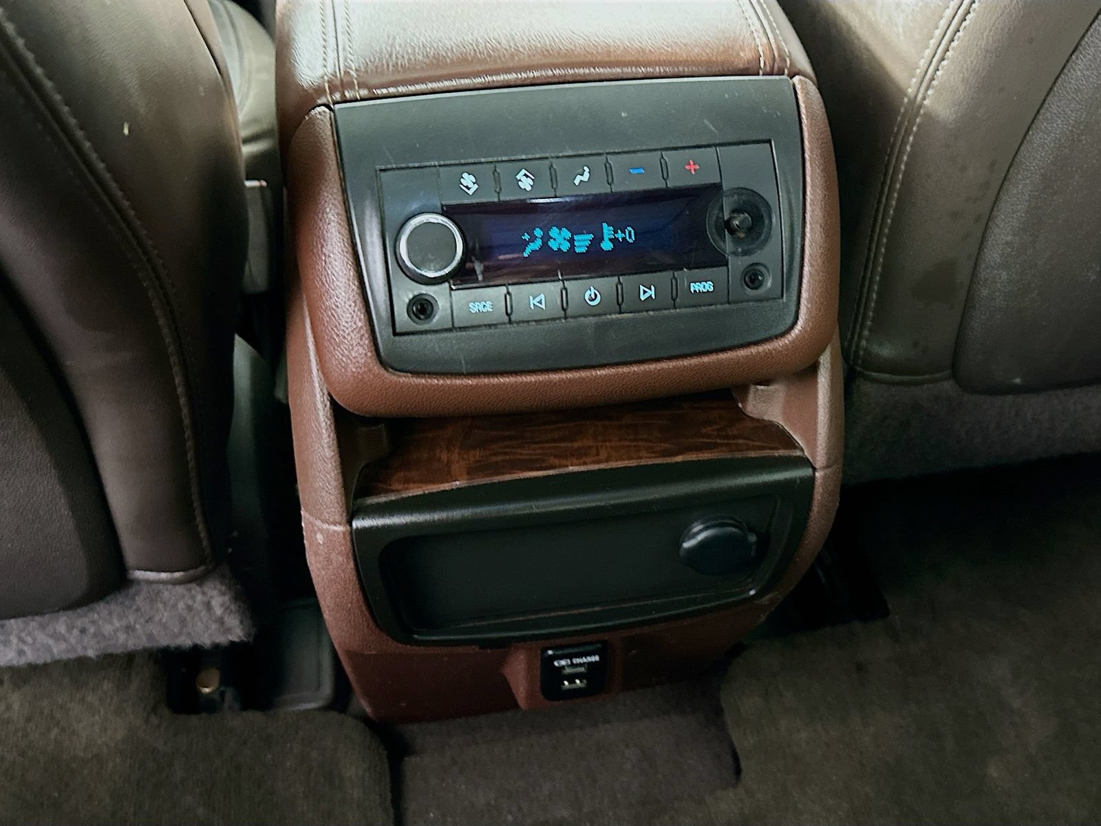 Used 2014 Buick Enclave Premium w/ Trailering Provision Package FWD image 28