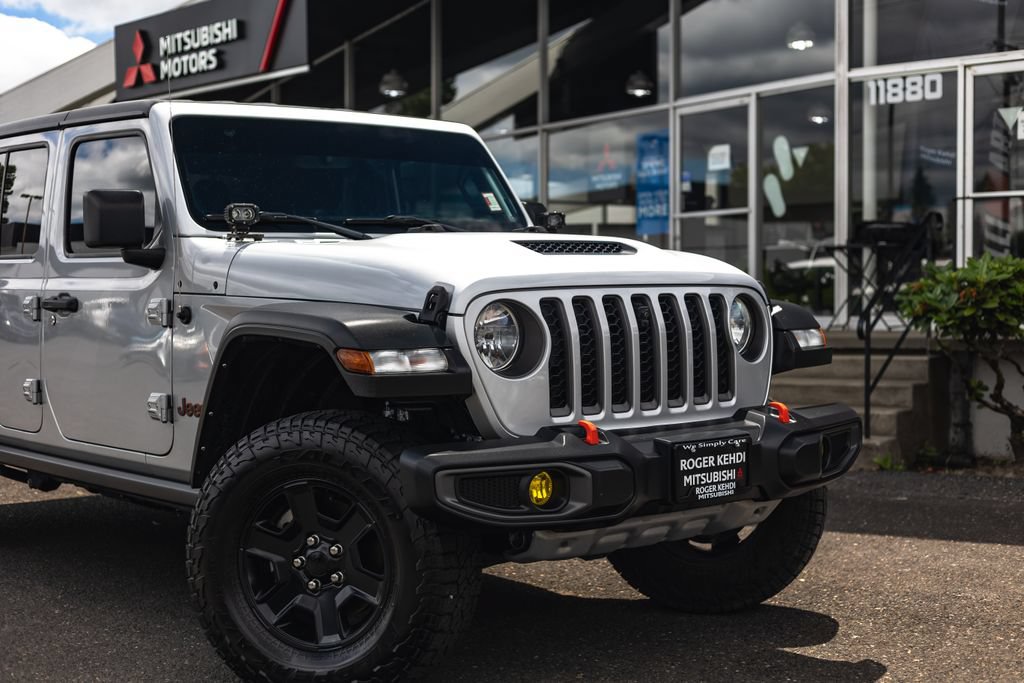 Used 2022 Jeep Gladiator Mojave w/ Trailer Tow Package AWD/4WD image 3