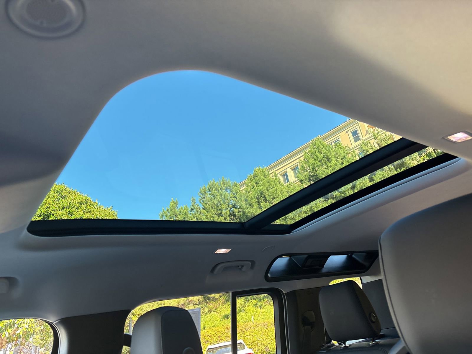 Certified 2025 Land Rover Defender 110 S image 15