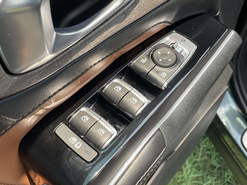 Used 2022 Kia Sorento SX Prestige w/ Rust Color Package AWD/4WD image 16