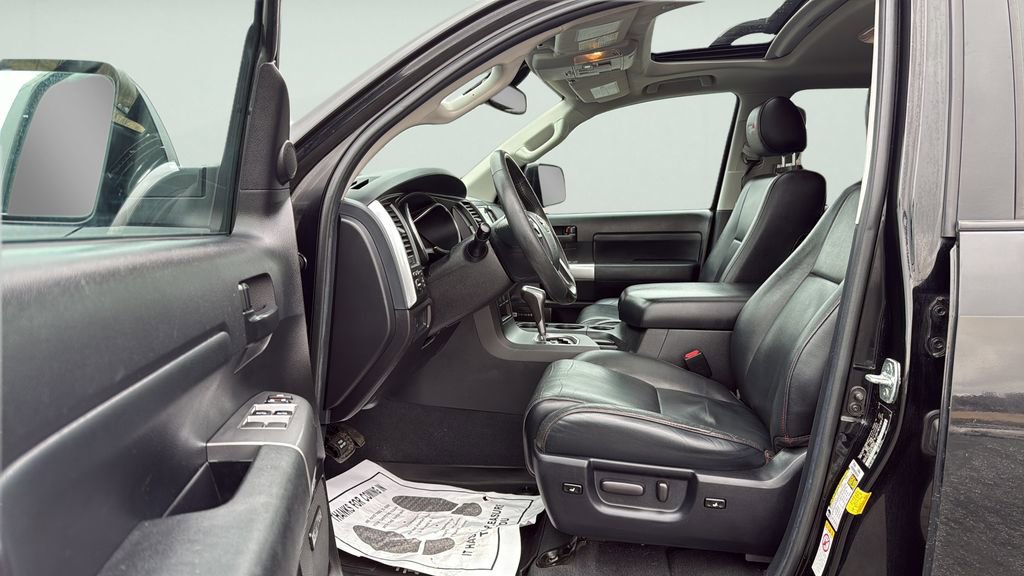 Used 2020 Toyota Sequoia TRD Pro AWD/4WD image 22