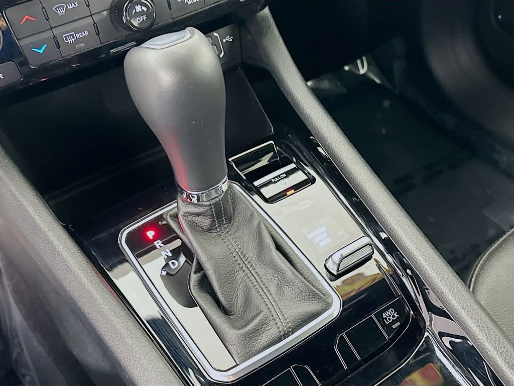 Certified 2024 Jeep Compass Limited image 25