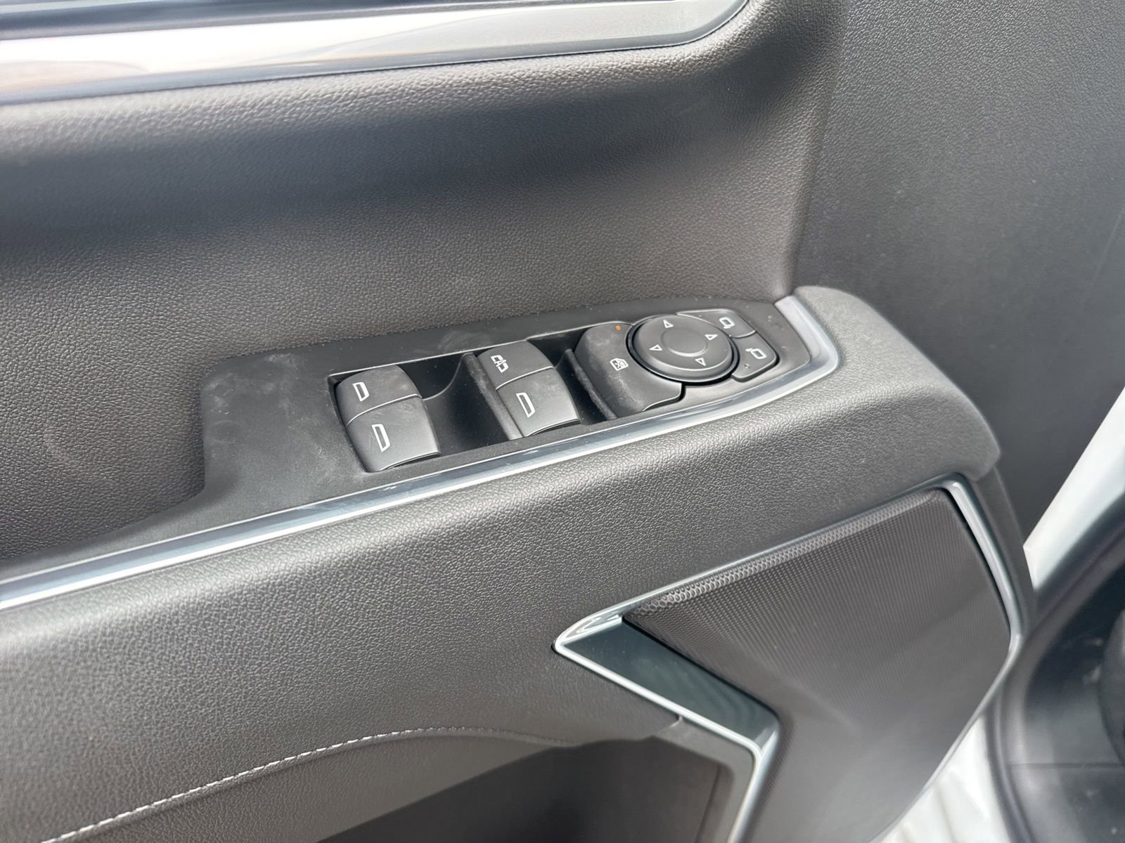 New 2026 Chevrolet Silverado 3500 LT image 13