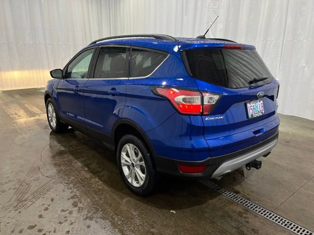 Used 2017 Ford Escape SE w/ Equipment Group 201A image 6