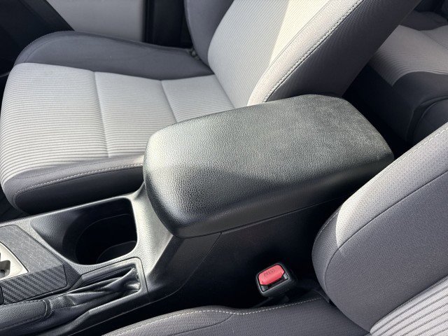 Used 2013 Toyota RAV4 XLE image 21