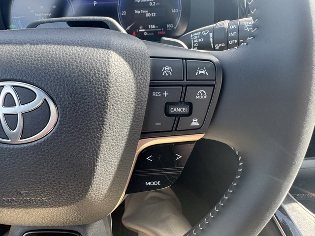 New 2025 Toyota Crown Signia image 21