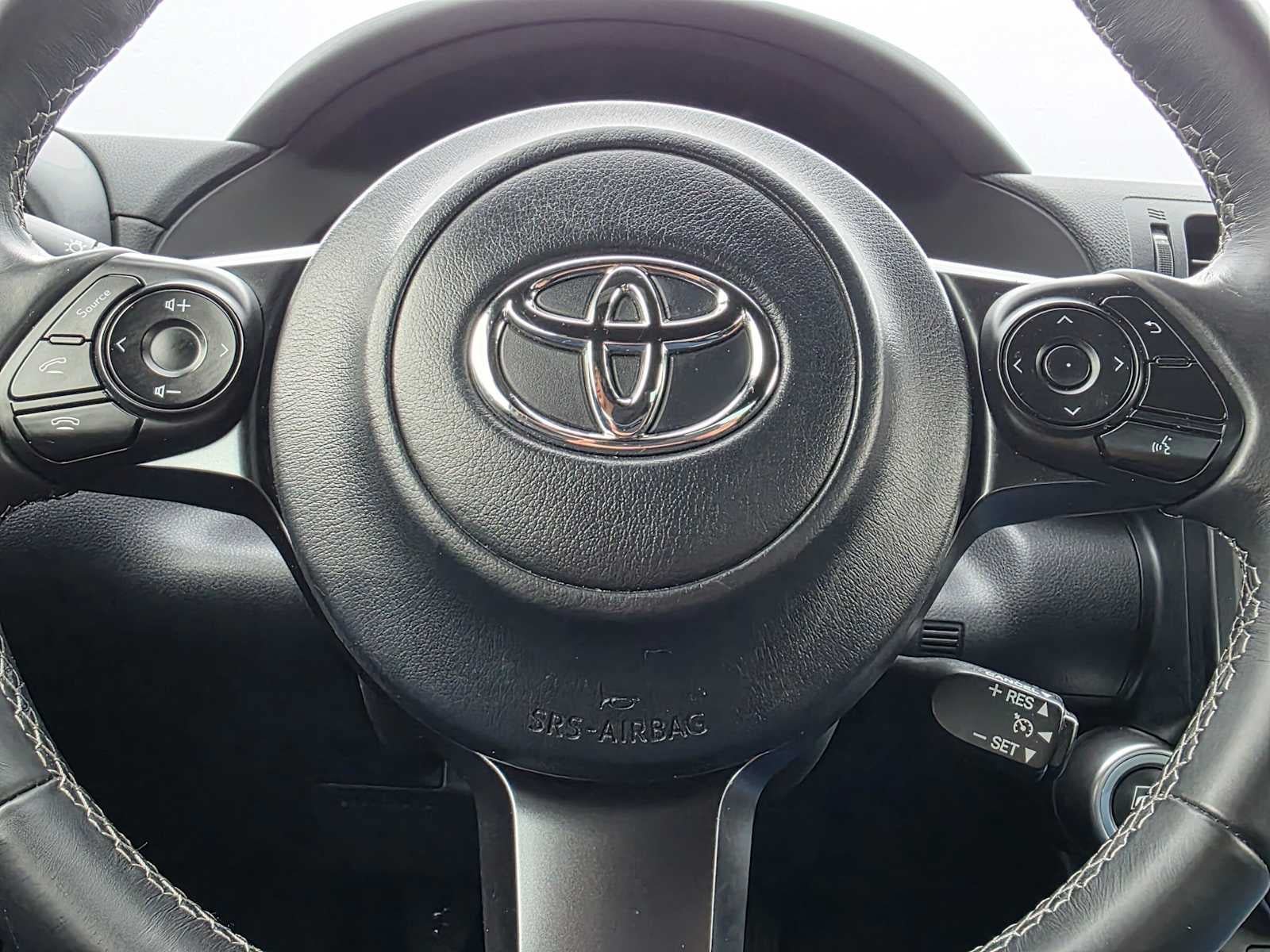 Used 2023 Toyota GR86 w/ ALL Weather Mat Package (TMS) RWD image 18