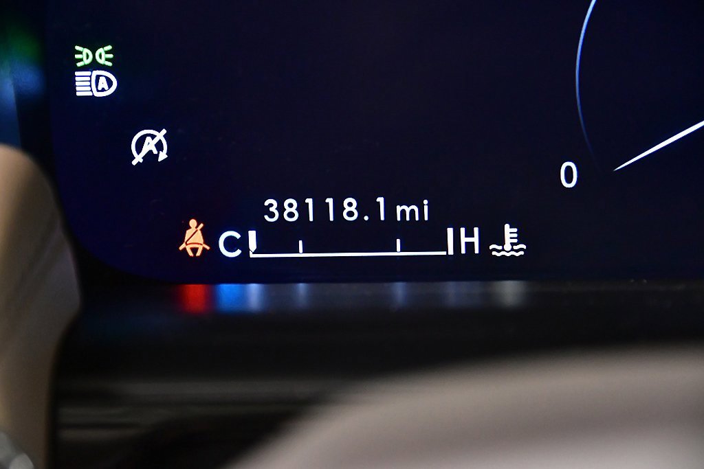 Used 2022 Lincoln Nautilus Reserve image 16