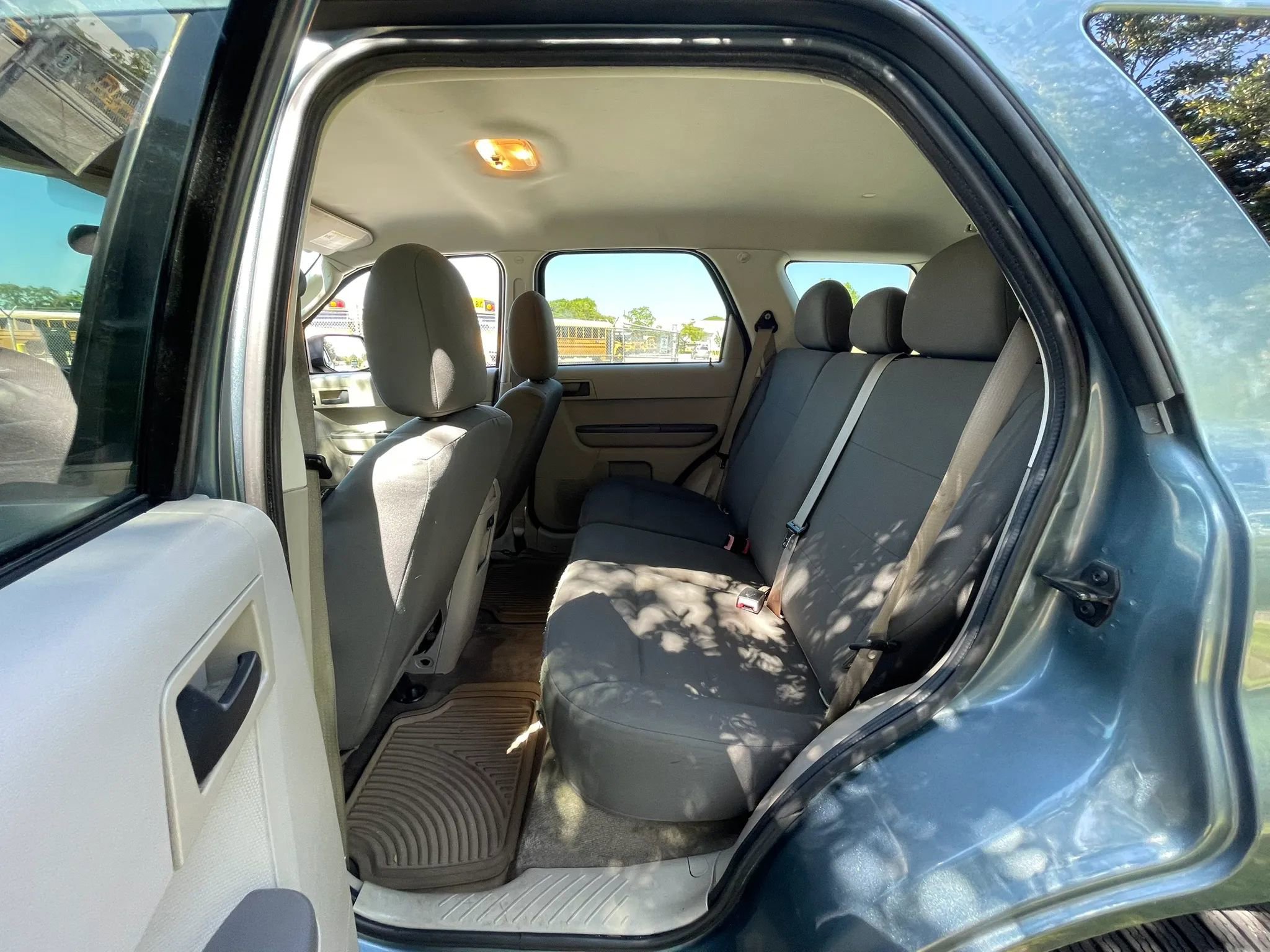 Used 2010 Ford Escape XLS FWD image 23