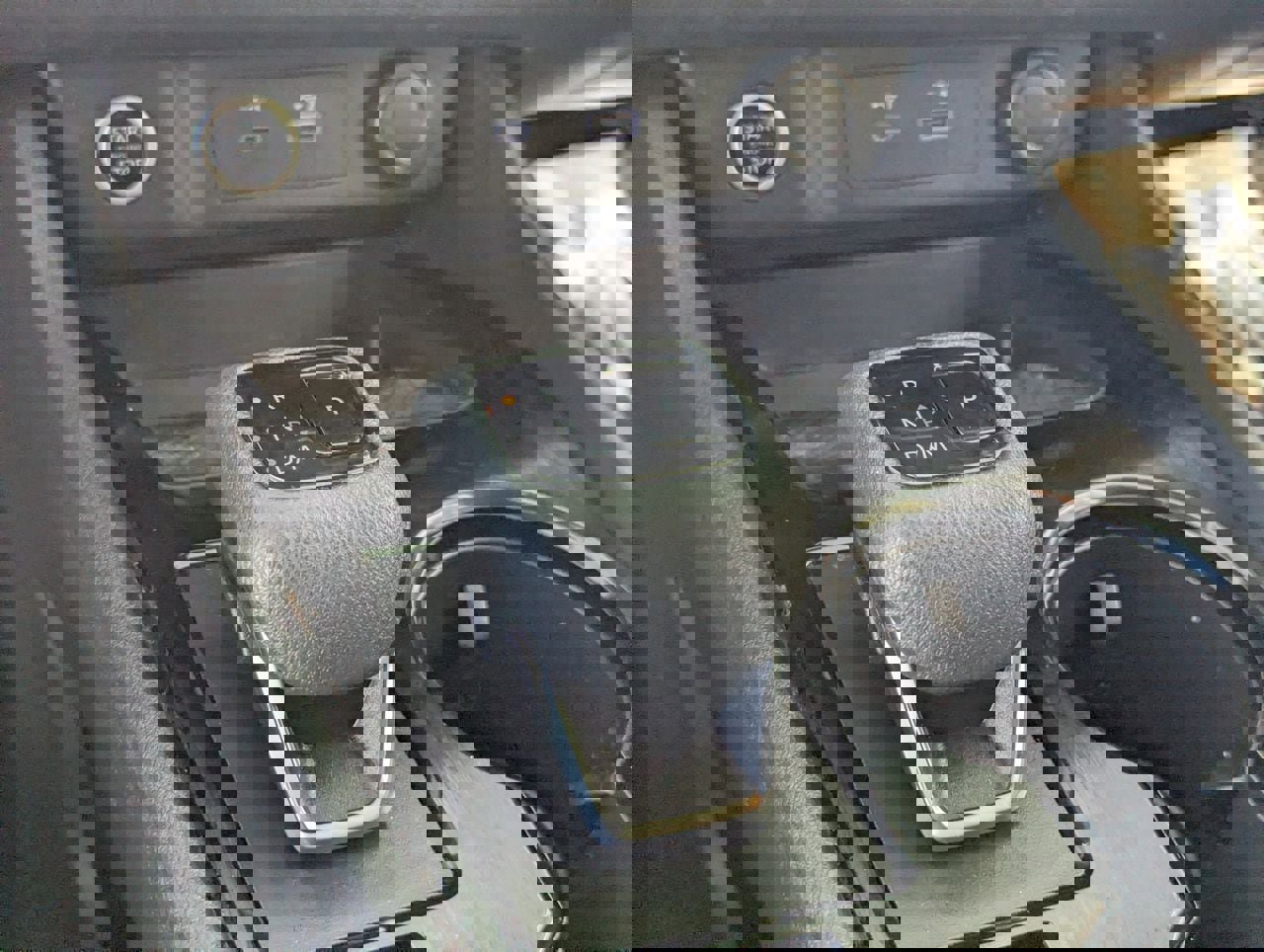 Certified 2023 Nissan Rogue SV image 20