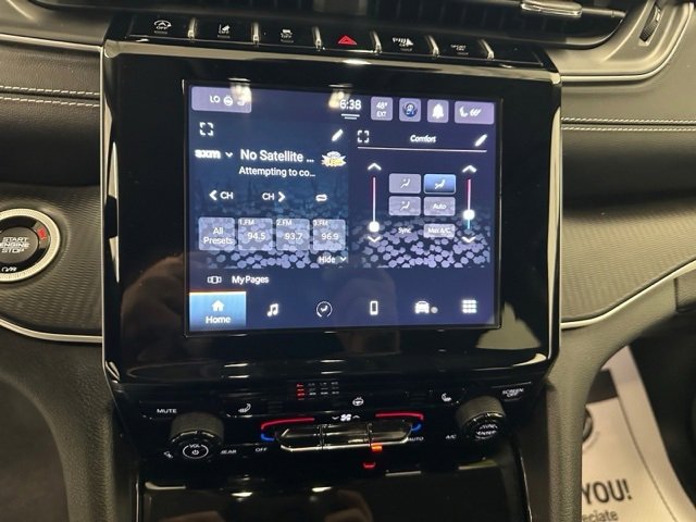 Used 2023 Jeep Grand Cherokee L Laredo w/ Luxury Tech Group I image 32