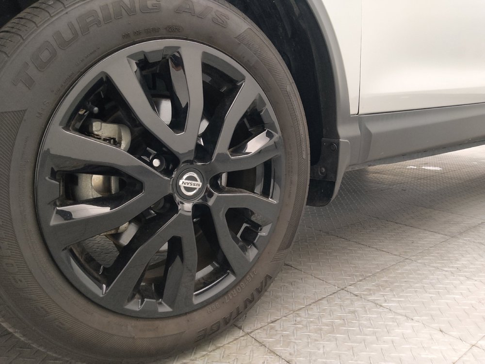 Used 2022 Nissan Rogue Sport S FWD image 31