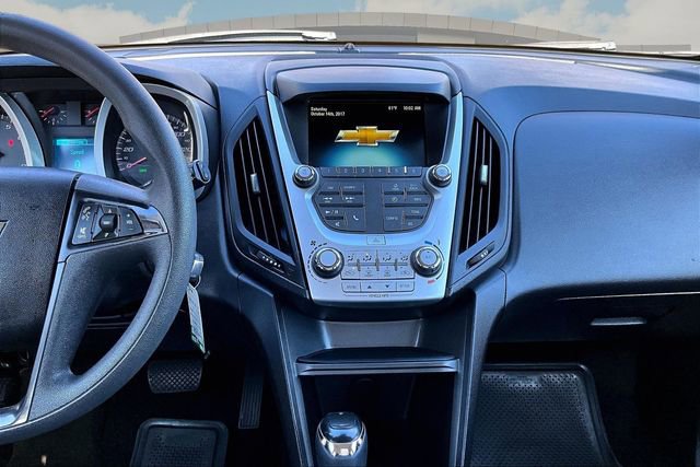 Used 2017 Chevrolet Equinox LS image 6