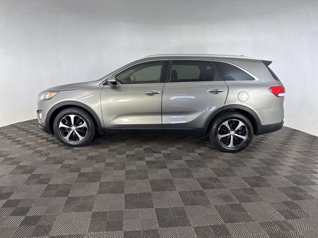 Used 2016 Kia Sorento EX image 10