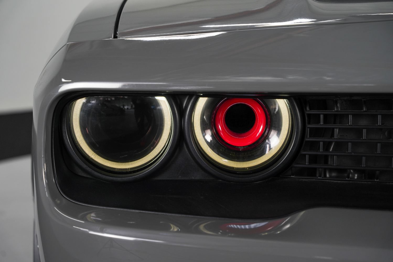 Used 2019 Dodge Challenger SRT Hellcat Redeye RWD image 13