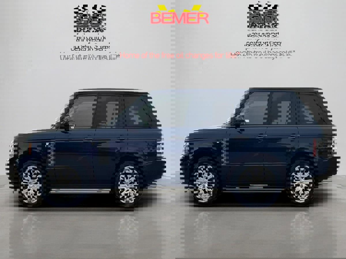 Used 2011 Land Rover Range Rover Supercharged AWD/4WD image 2