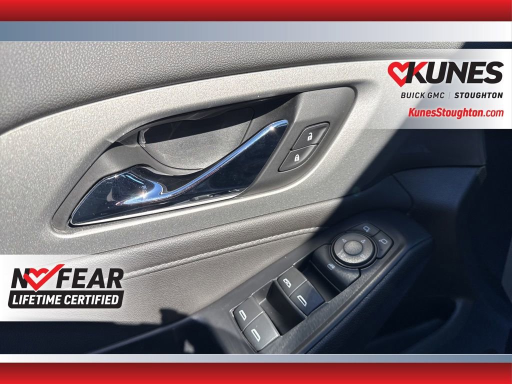 Used 2023 Chevrolet Traverse LT w/ LPO, Floor Liner Package image 20