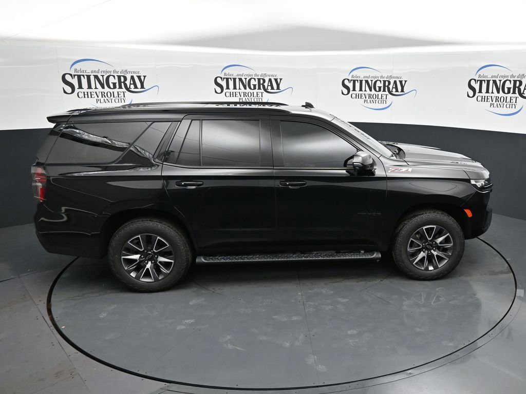 Used 2023 Chevrolet Tahoe Z71 w/ Luxury Package AWD/4WD image 16